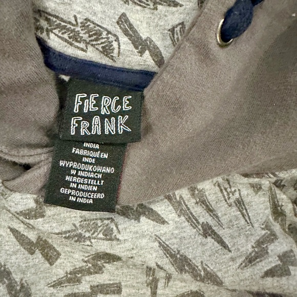 Fierce Frank | Size 4 EUC Hoodie with blue stars - Picture 4 of 4